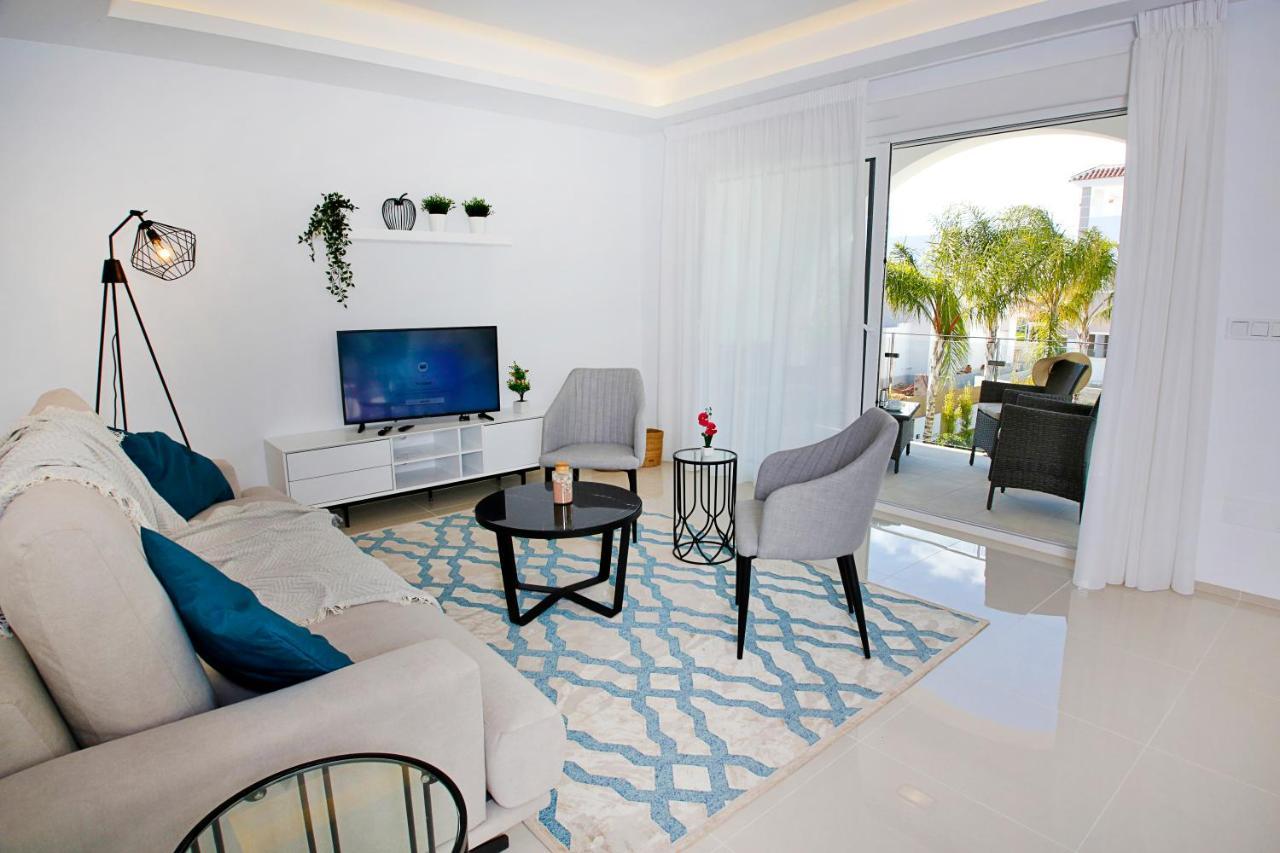 Fortuna 15 - Apartamento Con Azotea Privada Y Piscina Рохалес Экстерьер фото